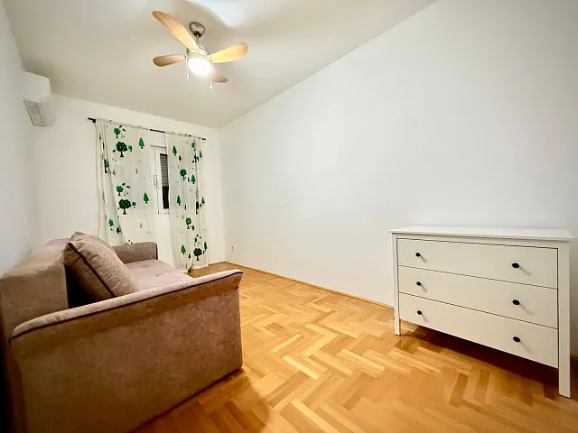 Wohnung in Budva zu verkaufen. — photo 9